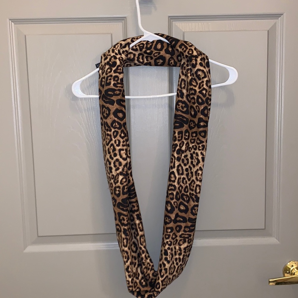Leopard print scarf